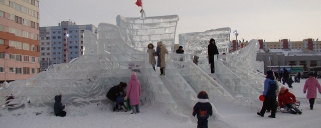 Жители Нового Уренгоя выбрали тематику ледового городка